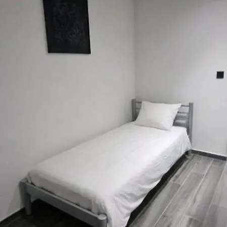 Bed and Breakfast Chez Fina Ατ